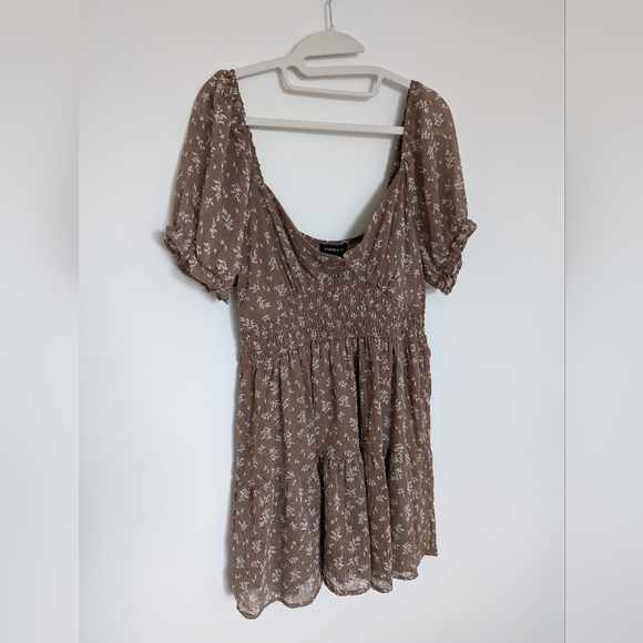 Mini flowy dress - Picture 1 of 3